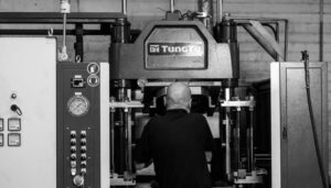 Why Choose Harltex for Rubber Extrusion?